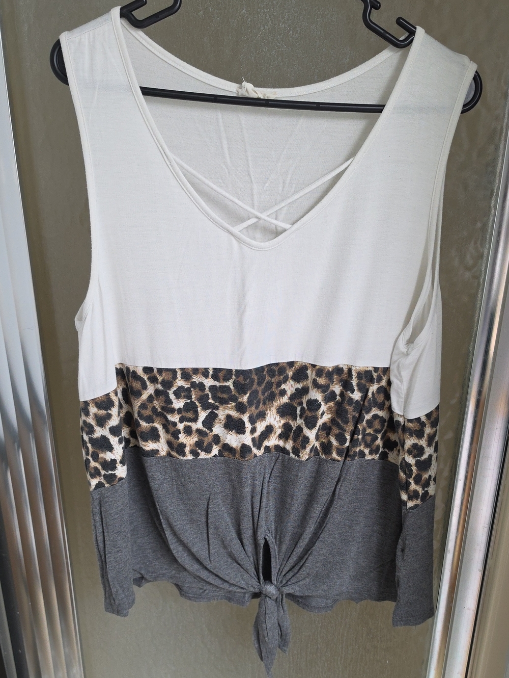 1.4.3. Story by Line Up Cream, Leopard & Gray Tie-Front Tank